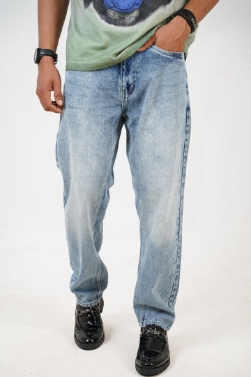 Mom Fit Light Blue Shade Denim Jeans