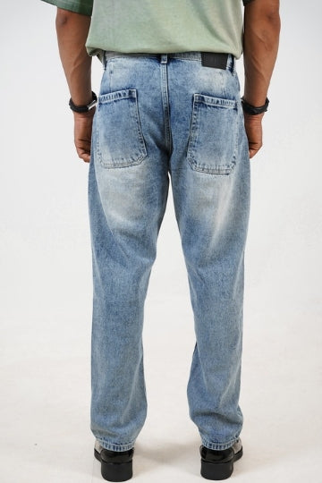 Mom Fit Light Blue Shade Denim Jeans
