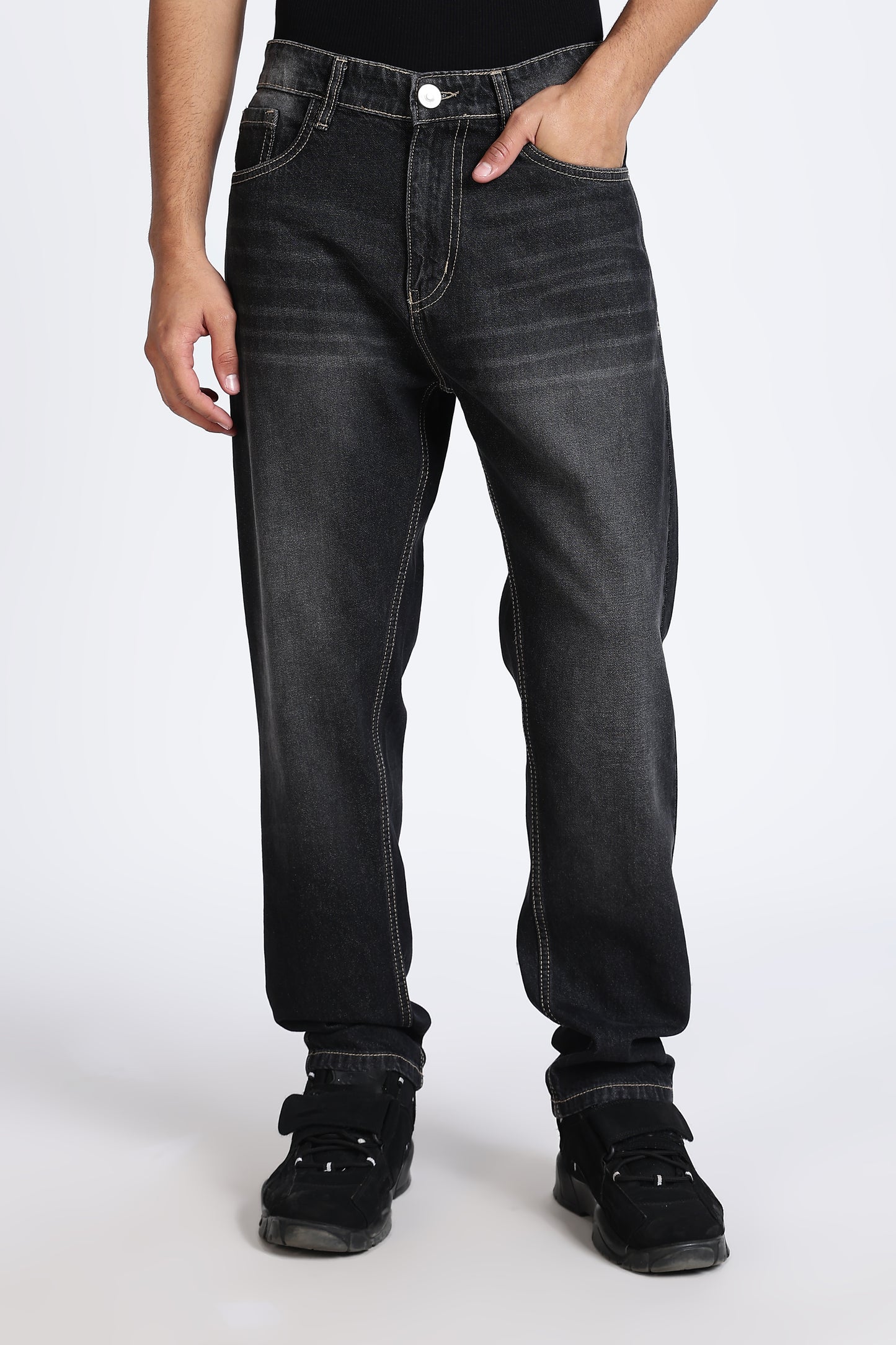 Mom Fit Black Shade Denim Jeans