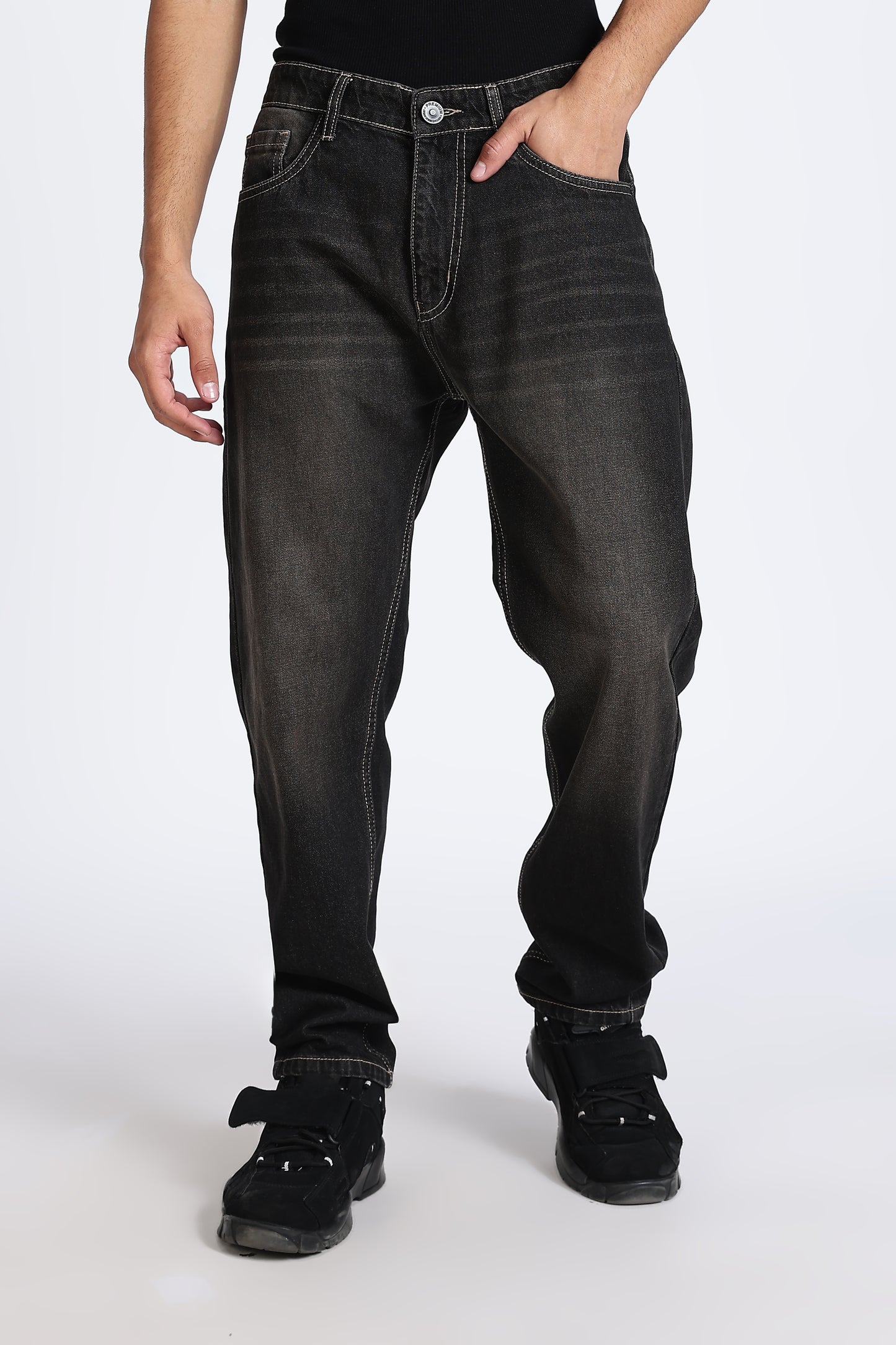 Mom Fit Denim Jeans Smoky Black Shade