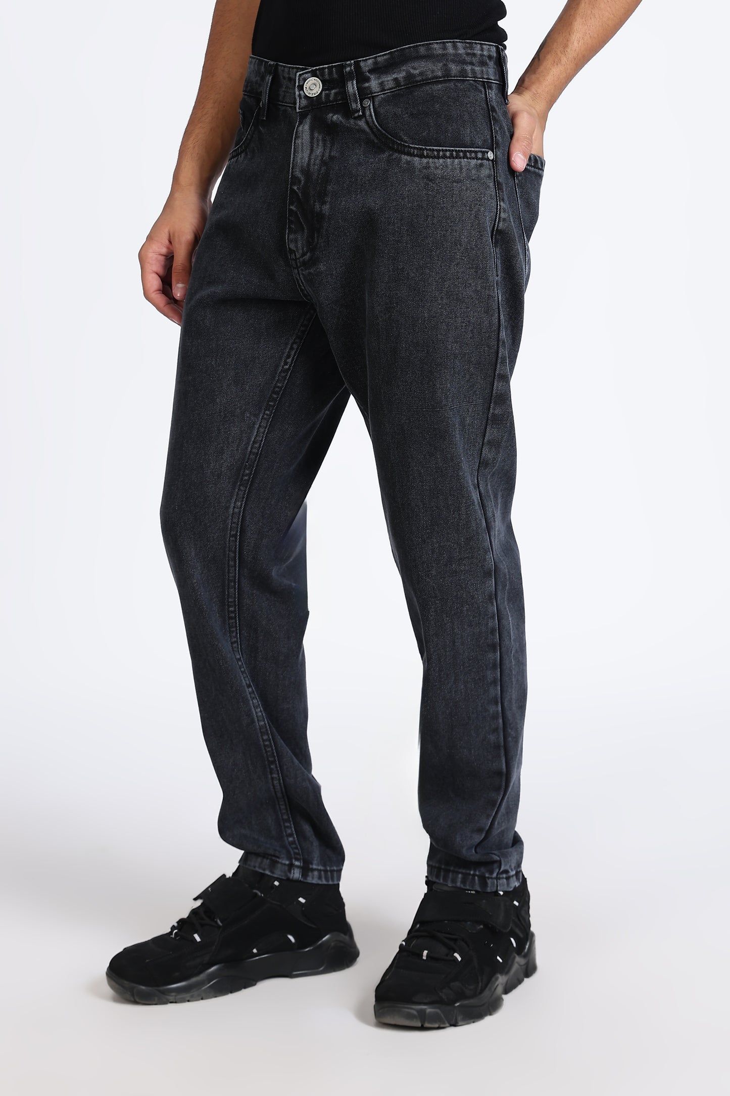 Mom Fit Denim Jeans Carbon Black Shade