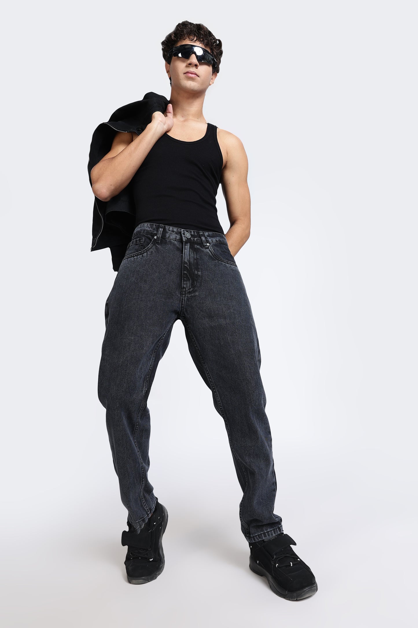 Mom Fit Denim Jeans Carbon Black Shade
