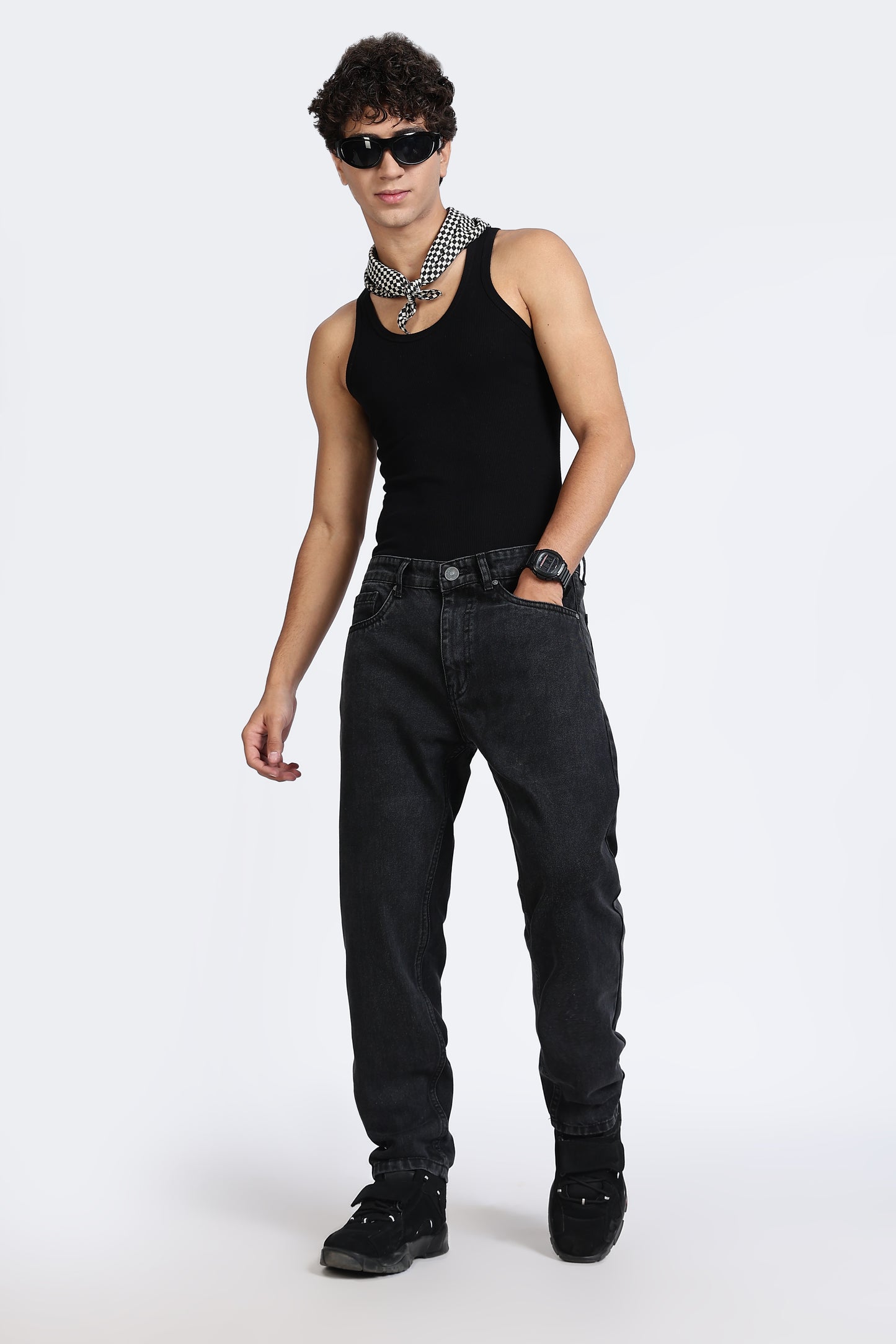 Mom Fit Denim Jeans Vintage Black Shade