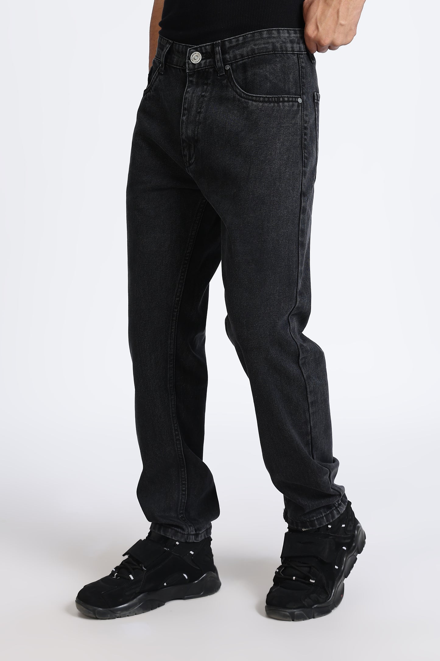 Mom Fit Denim Jeans Vintage Black Shade