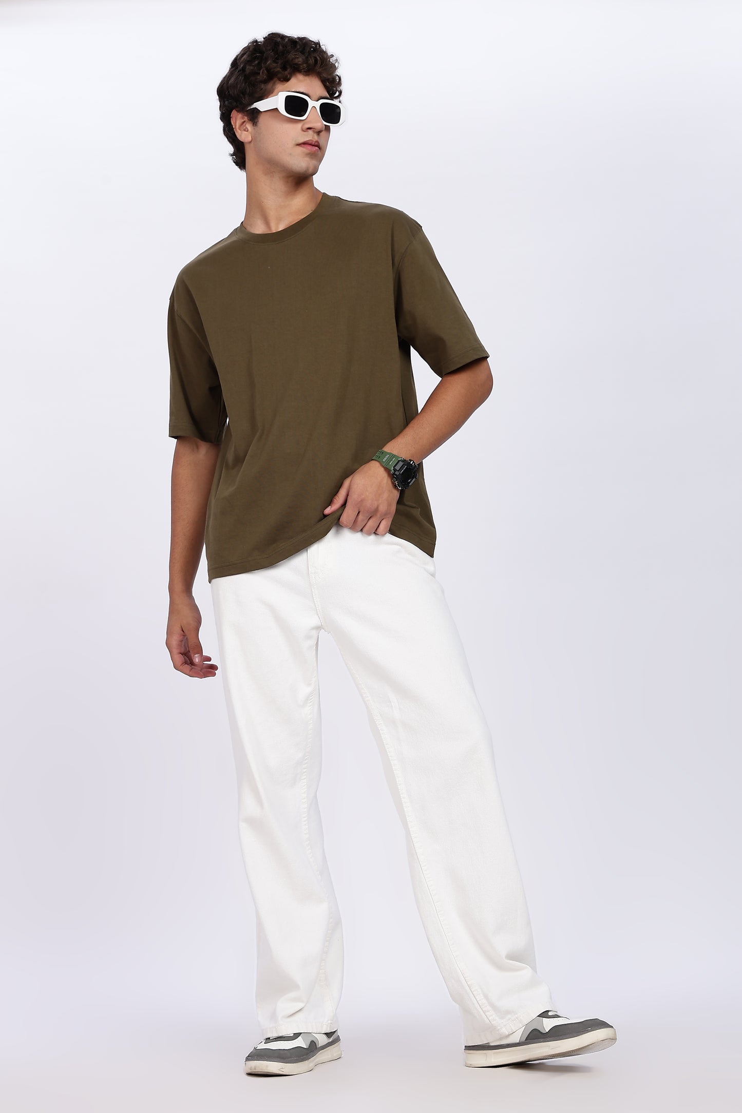Five-Sleeve Drop Shoulder Olive Green T-Shirt