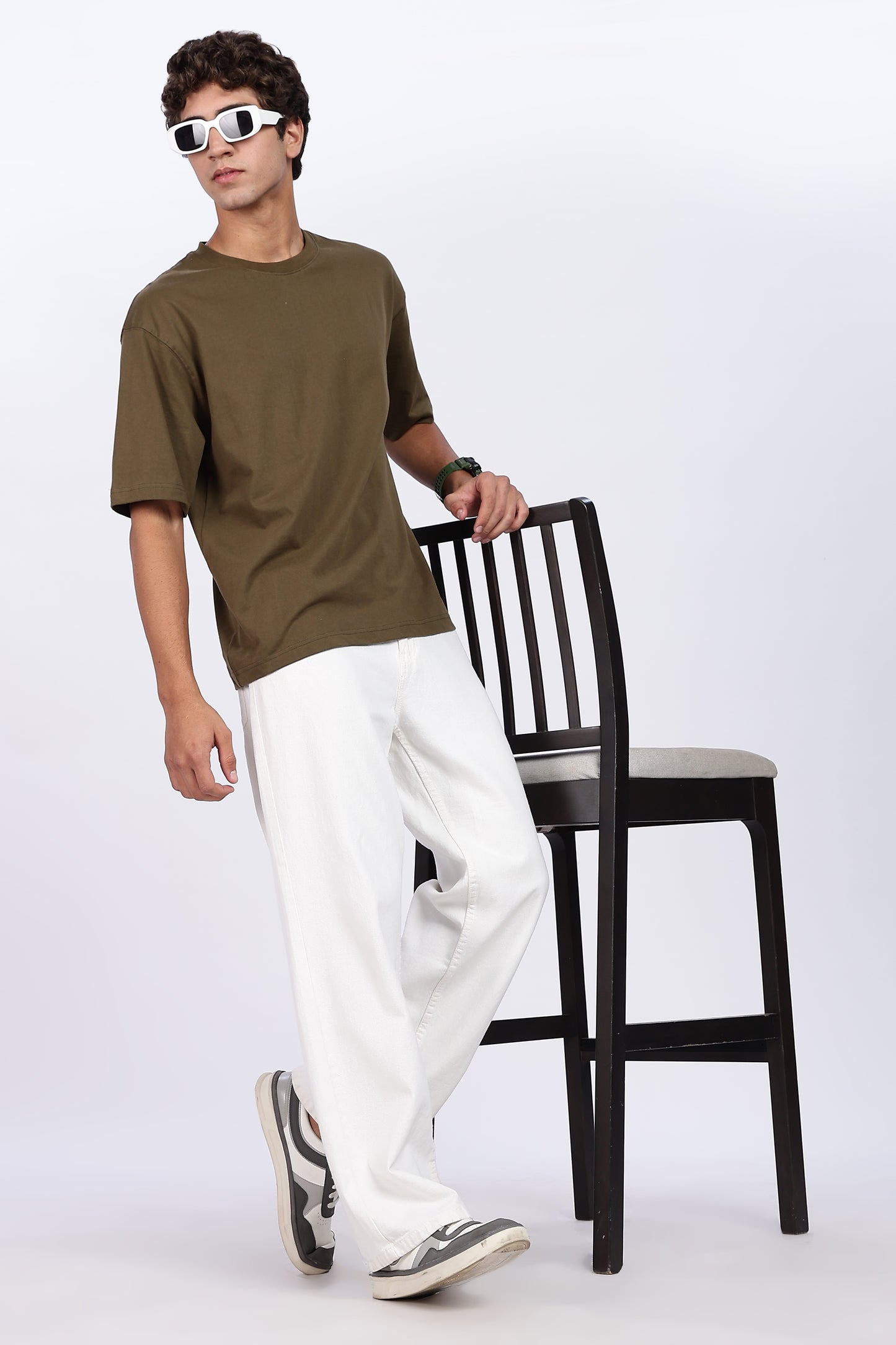 Five-Sleeve Drop Shoulder Olive Green T-Shirt