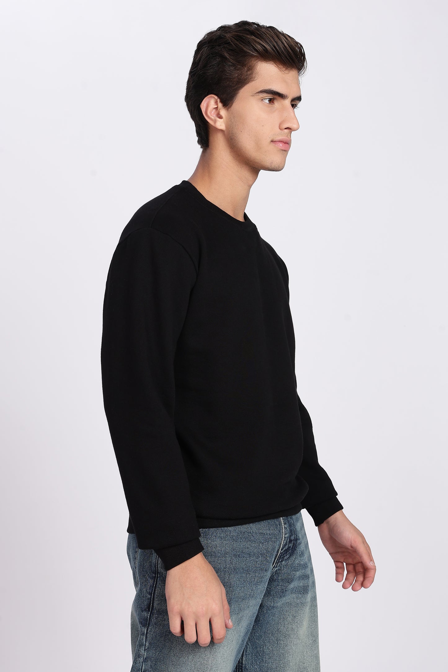 Black Minimal Sweatshirt