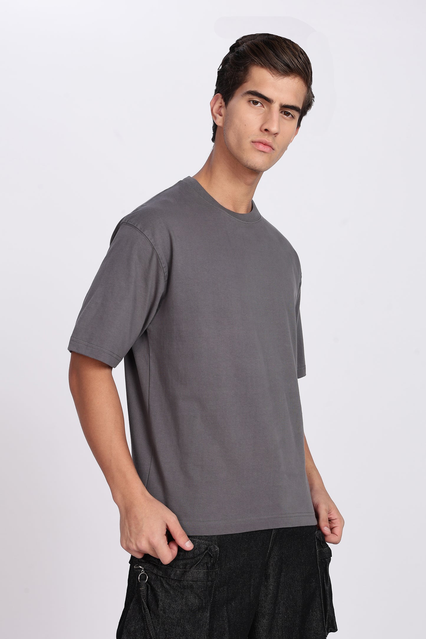 Five-Sleeve Drop Shoulder Grey T-Shirt