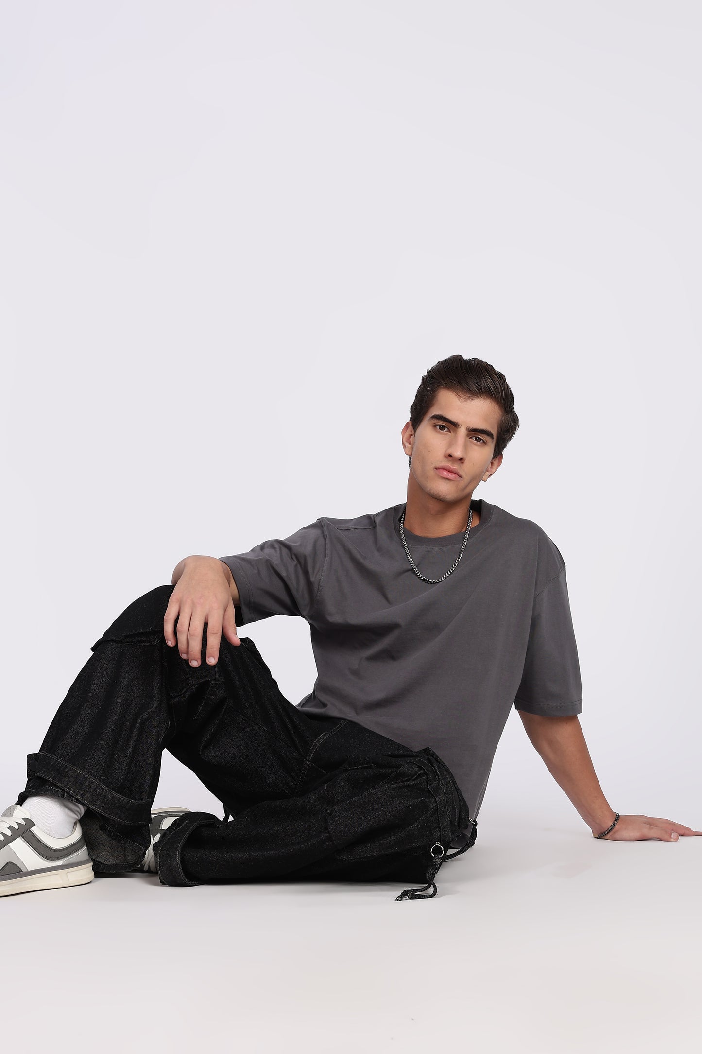 Five-Sleeve Drop Shoulder Grey T-Shirt