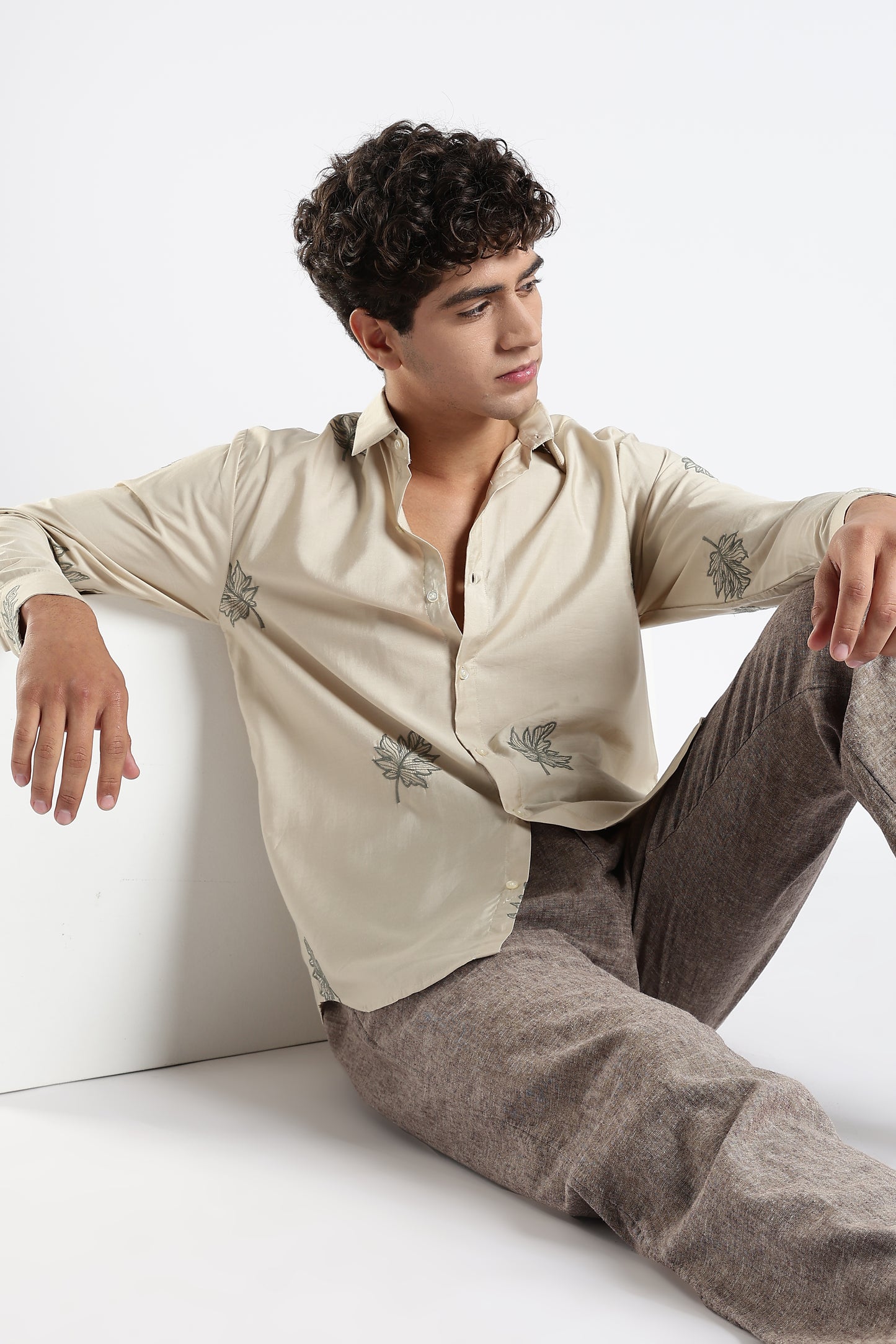 Slim Fit Beige Linen Embroidery Shirt