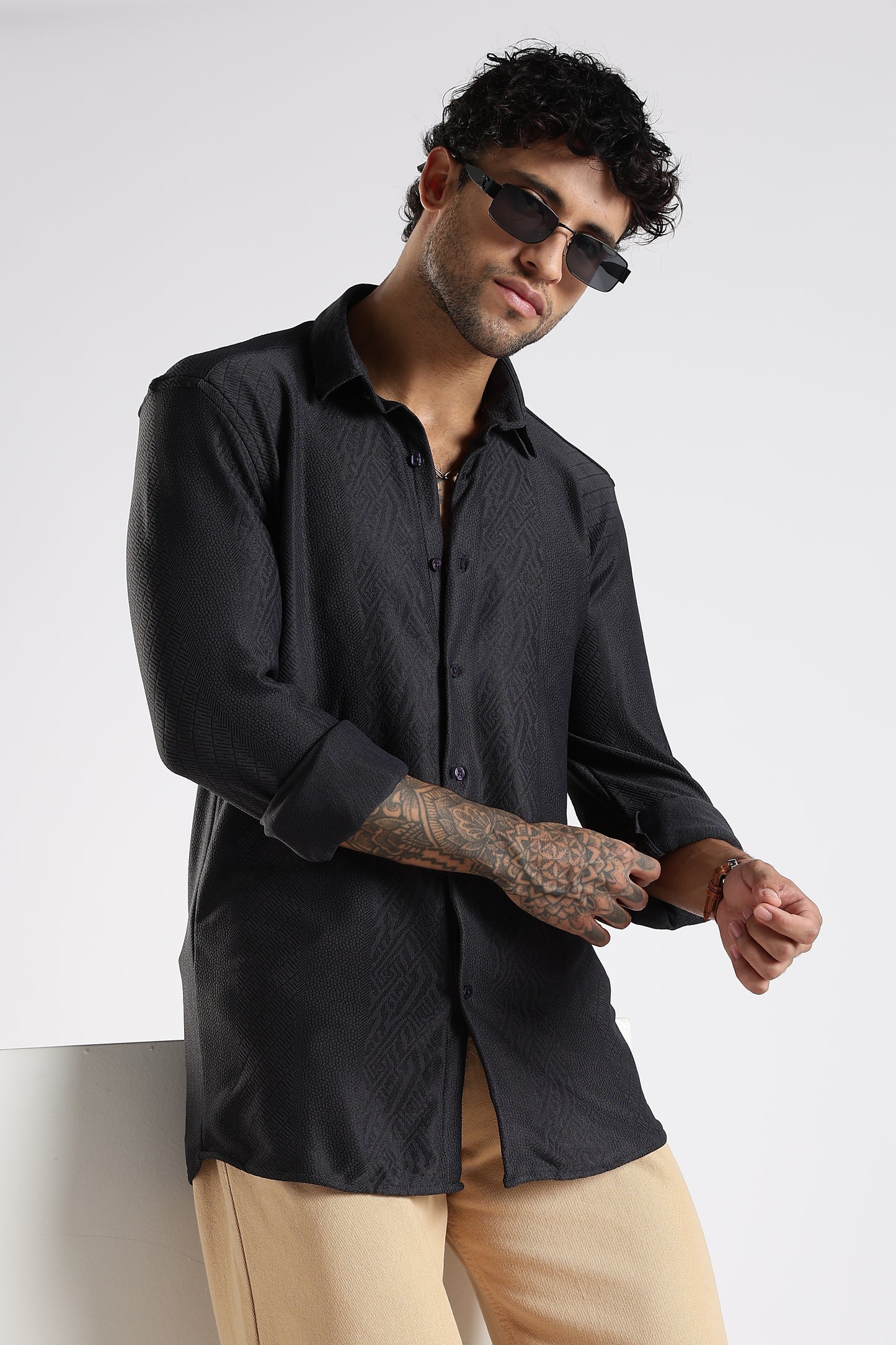 Regular Fit Textured Jacquard Fabric Black Shirt