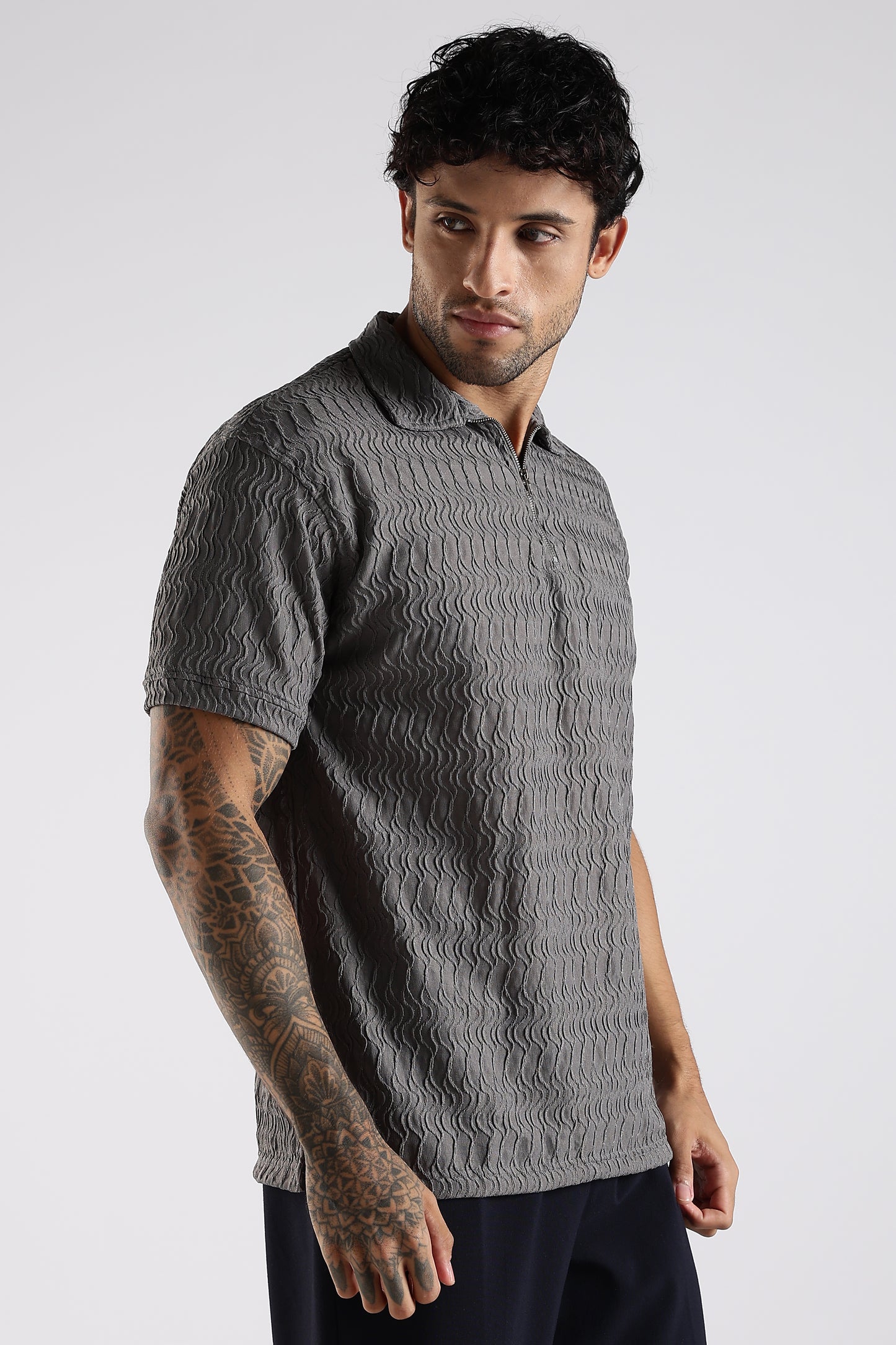 Regular Fit Jackuard Textured Zipper Polo Grey Textured Tshirt