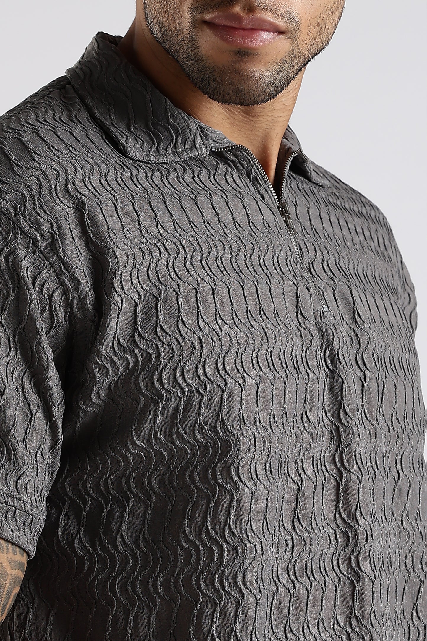 Regular Fit Jackuard Textured Zipper Polo Grey Textured Tshirt