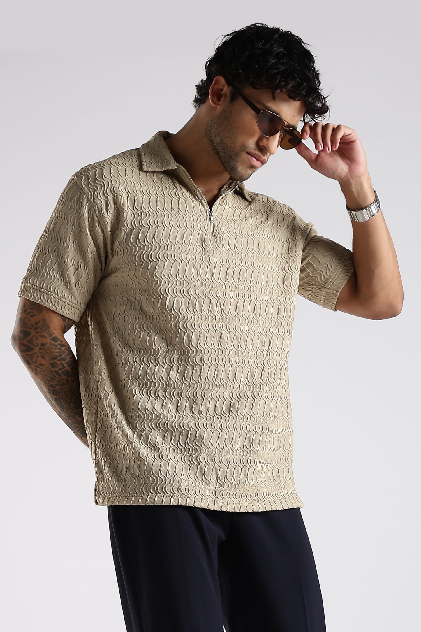 Regular Fit Jackuard Textured Zipper Polo Beige Tshirt