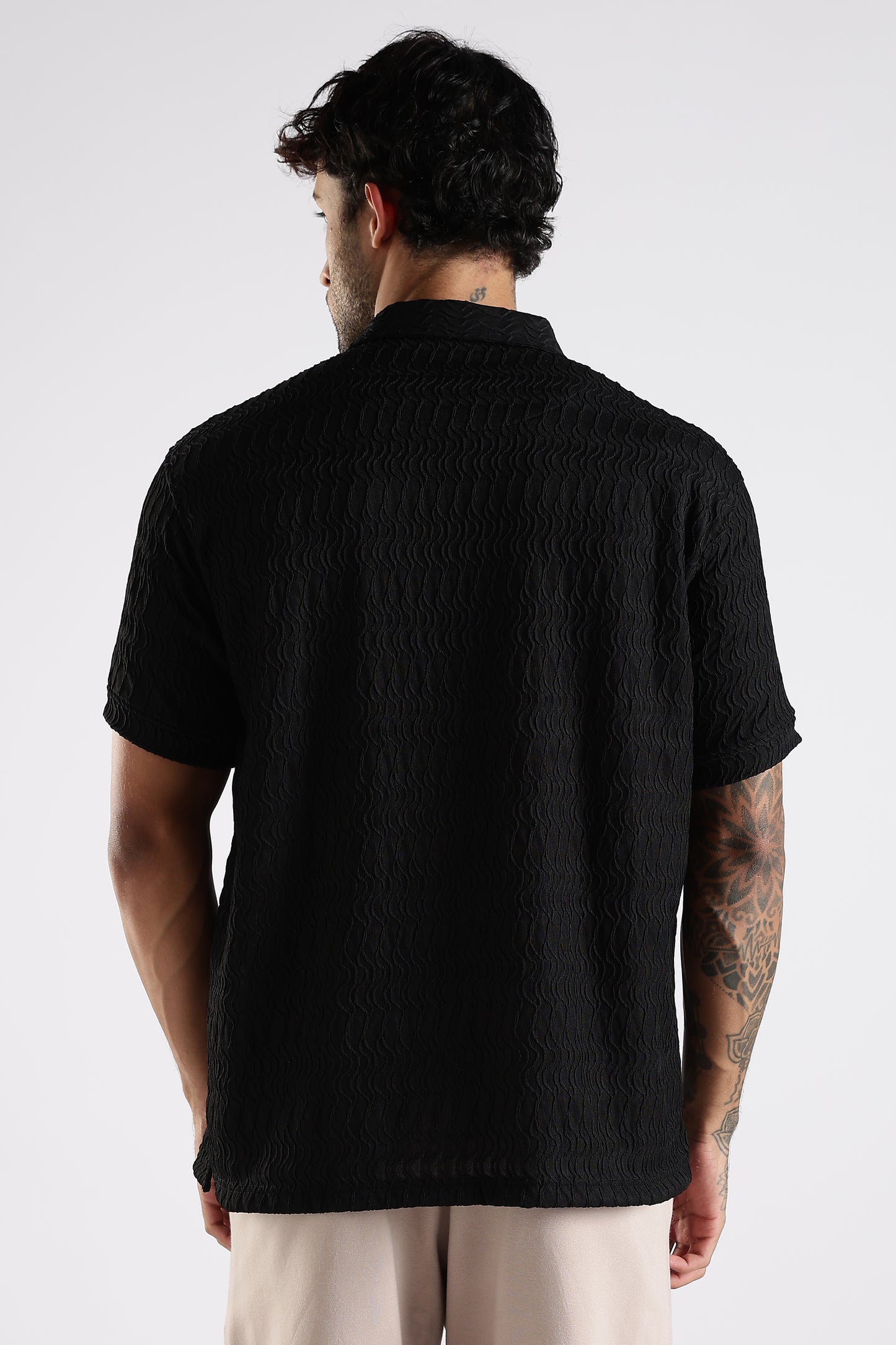 Regular Fit Jackuard Textured Zipper Polo Black Textured Tshirt